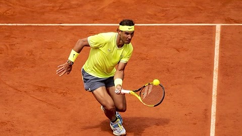 牌夜后占稳 牌夜后占稳