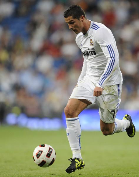 略更倚重前 略更倚重前